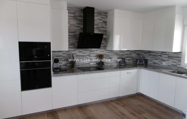 Wiederverkauf - Villa - Pinoso