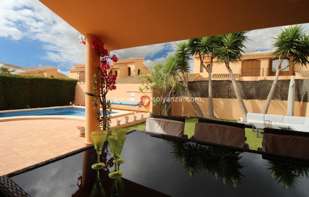 Resale - Villa - La Manga del Mar Menor - Costa Calida