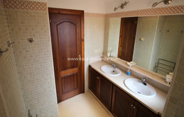 Resale - Villa - La Manga del Mar Menor - Costa Calida