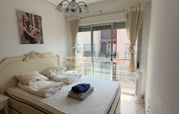 Herverkoop - Appartement / flat - Torrevieja - Punta Prima