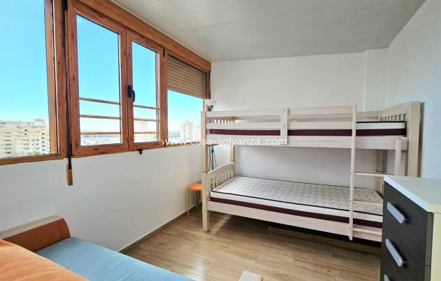 Revente - Appartement - Torrevieja - Nueva Torrevieja