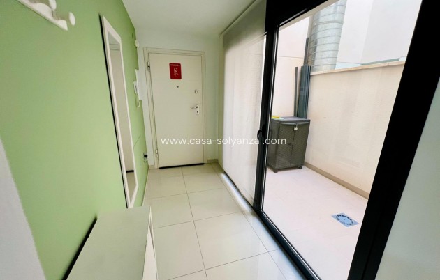 Resale - Apartment / flat - Torrevieja - Playa del Cura