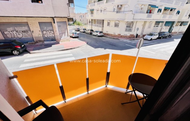 Resale - Apartment / flat - Torrevieja - Playa del Cura