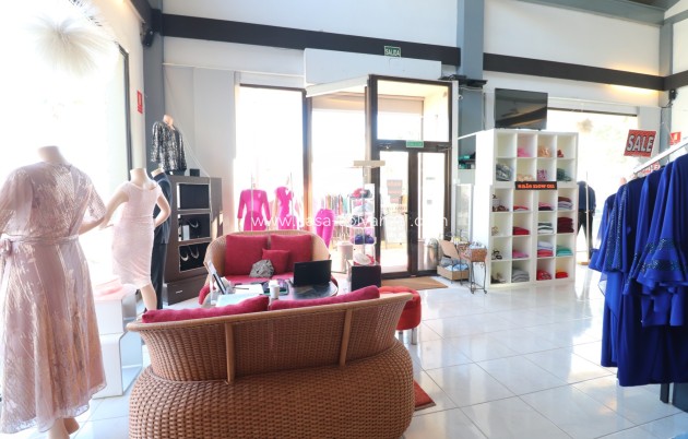 Revente - Commercial - Algorfa - La Finca Golf Resort