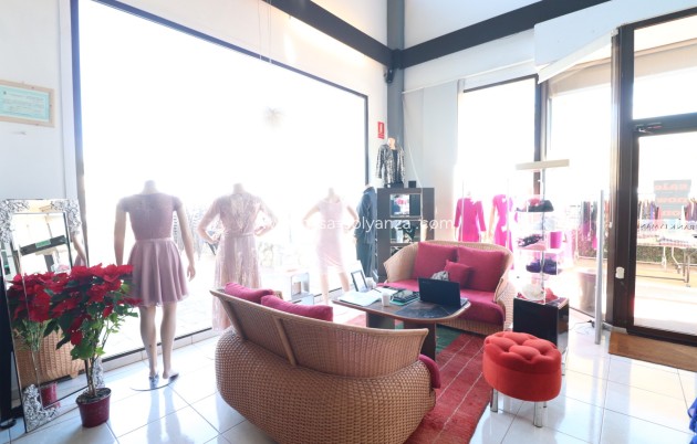 Revente - Commercial - Algorfa - La Finca Golf Resort