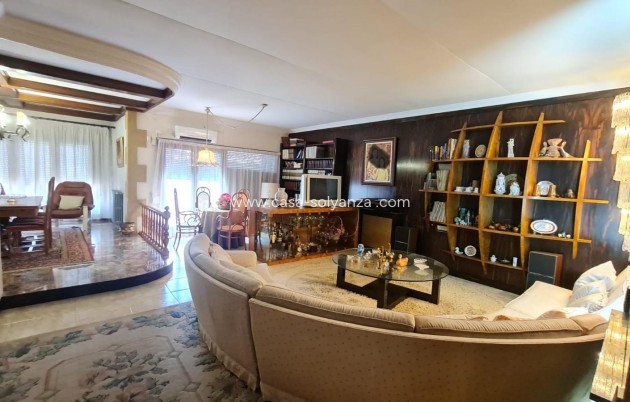 Revente - Maison de ville - Elda - Inland