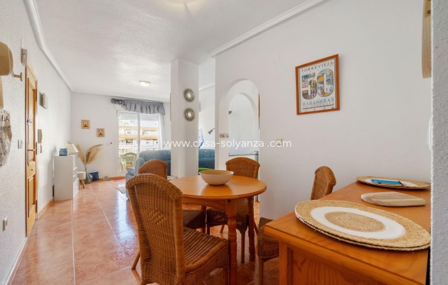 Resale - Apartment / flat - Torrevieja - Center