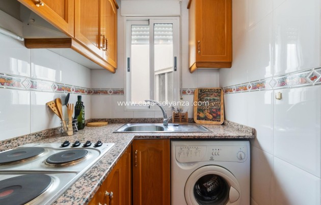 Resale - Apartment / flat - Torrevieja - Center