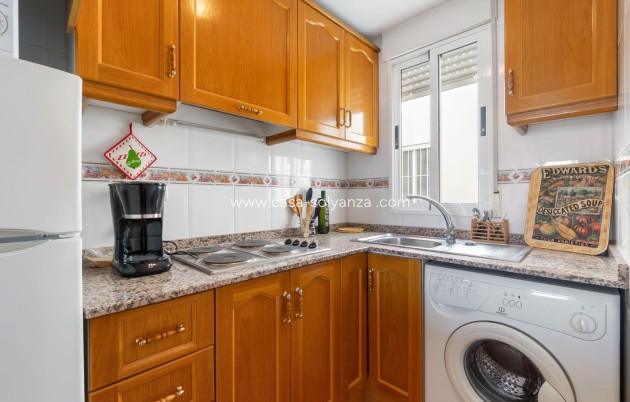 Herverkoop - Appartement / flat - Torrevieja - Centro