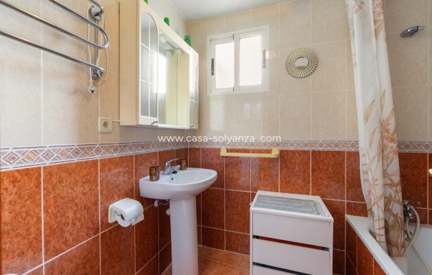 Herverkoop - Appartement / flat - Torrevieja - Centro