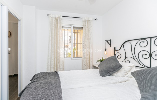 Revente - Maison de ville - Torrevieja - Torretas