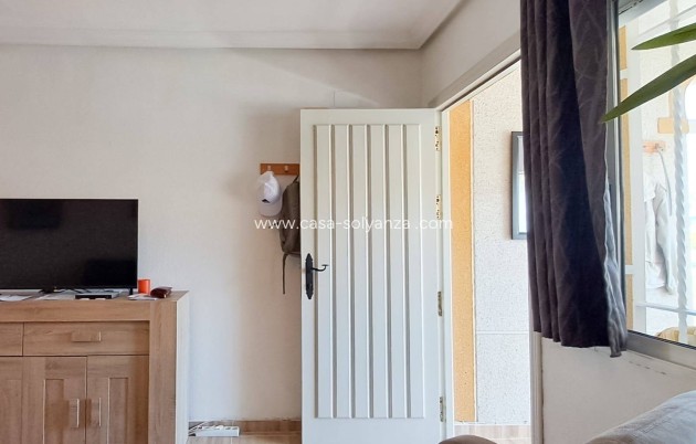 Reventa - Apartamento / piso - Torrevieja - Parque Acuático - Sector 25