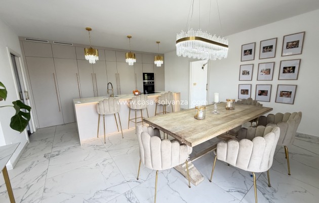 Resale - Villa - Villamartin - Villamartín