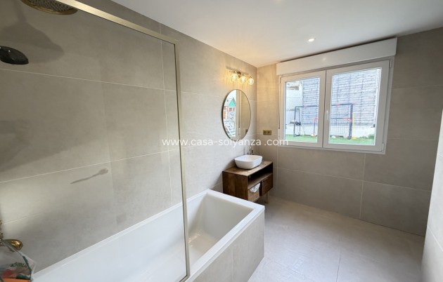 Resale - Villa - Villamartin - Villamartín