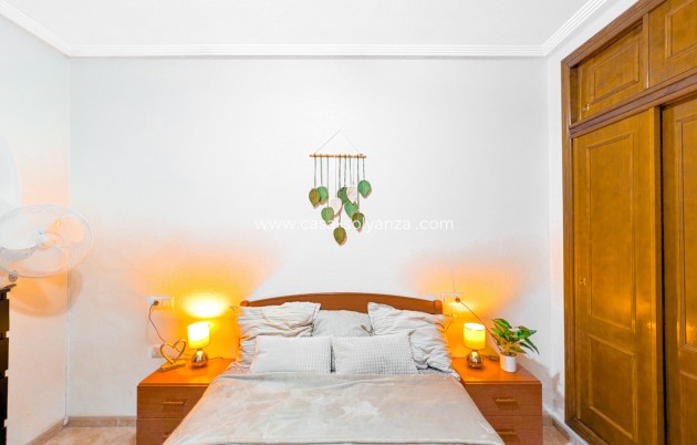 Reventa - Apartamento / piso - Torrevieja - Costa Blanca