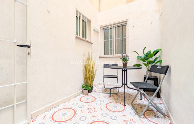 Reventa - Apartamento / piso - Torrevieja - Costa Blanca