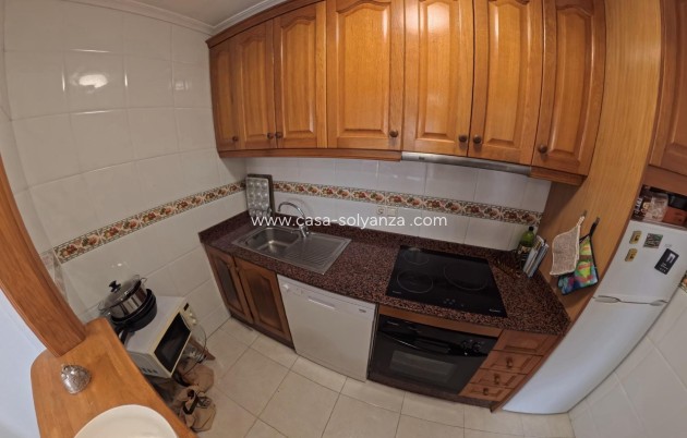 Resale - Apartment / flat - Torrevieja - Center
