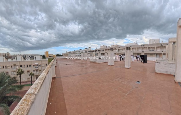 Resale - Apartment / flat - Torrevieja - Center