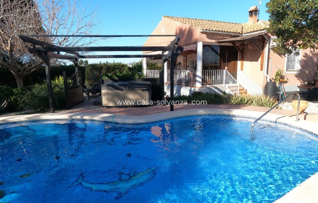 Wiederverkauf - Country Property/Finca - Orihuela