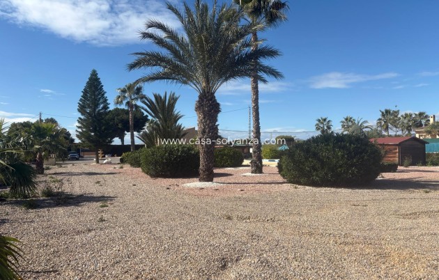 Resale - Villa - Albatera