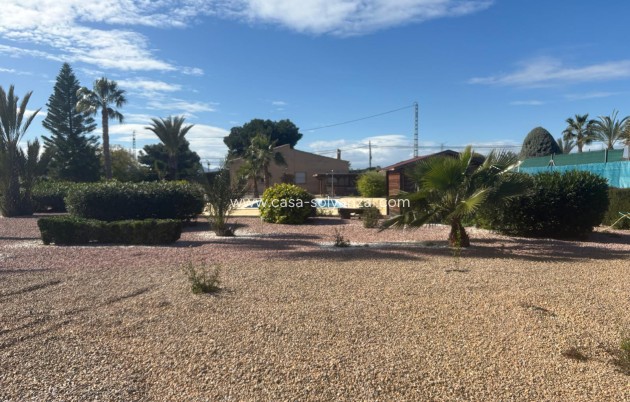 Resale - Villa - Albatera