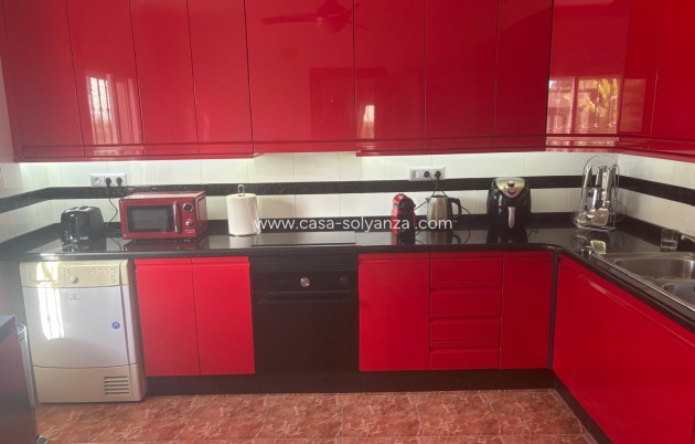 Resale - Villa - Albatera