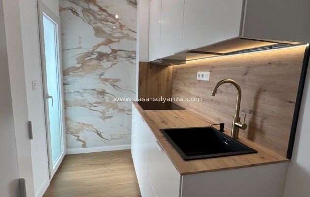 Herverkoop - Appartement / flat - Orihuela Costa - Punta Prima