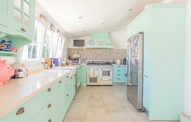 Revente - Villa - Heredades - Costa Blanca