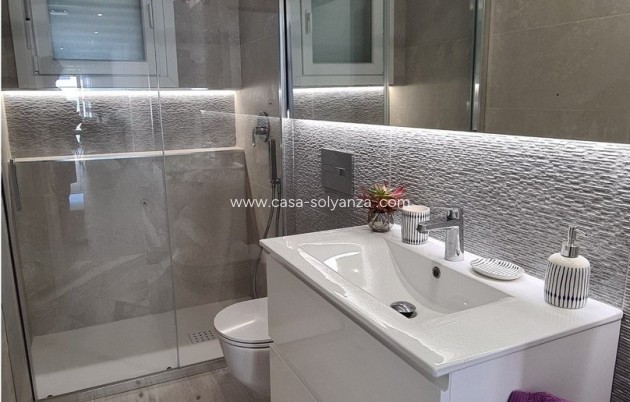 Obra nueva - Adosado - Avileses