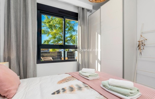 Revente - Appartement - Pilar de la Horadada - Pueblo Latino