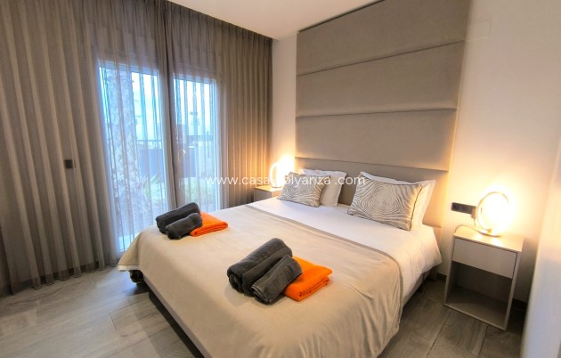 Resale - Villa - Algorfa