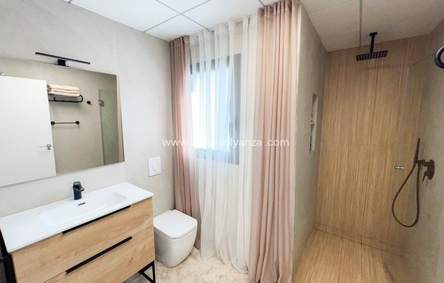 Reventa - Villa - Benijofar