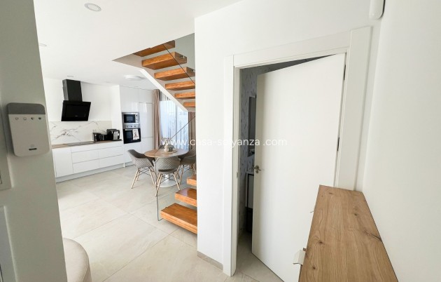 Reventa - Villa - Benijofar