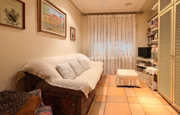 Herverkoop - Finca Country Property - Elche - Altzabares Alto