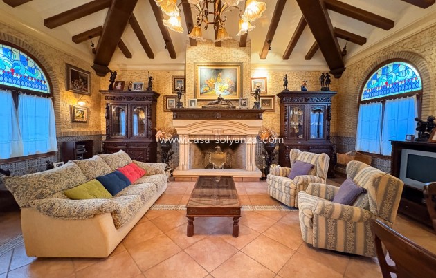 Herverkoop - Finca Country Property - Elche - Altzabares Alto