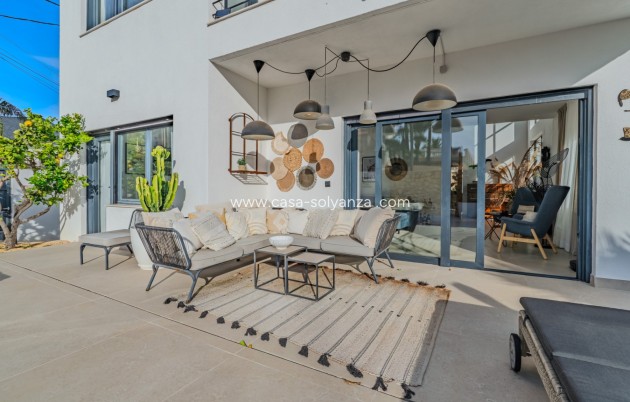 Revente - Villa - Detached - Alicante - Cabo de las Huertas