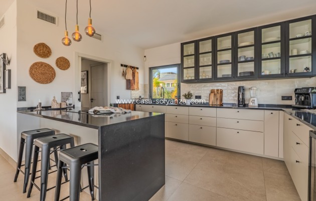 Revente - Villa - Detached - Alicante - Cabo de las Huertas