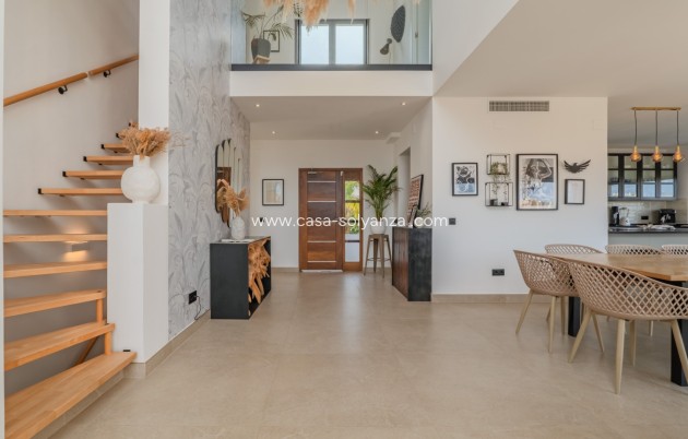 Revente - Villa - Detached - Alicante - Cabo de las Huertas