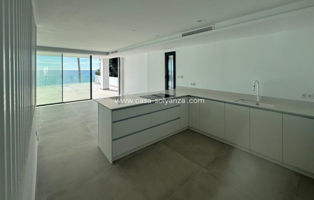 Revente - Villa - Detached - El Campello - Coveta Fuma