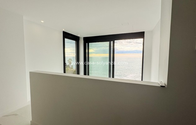 Revente - Villa - Detached - El Campello - Coveta Fuma