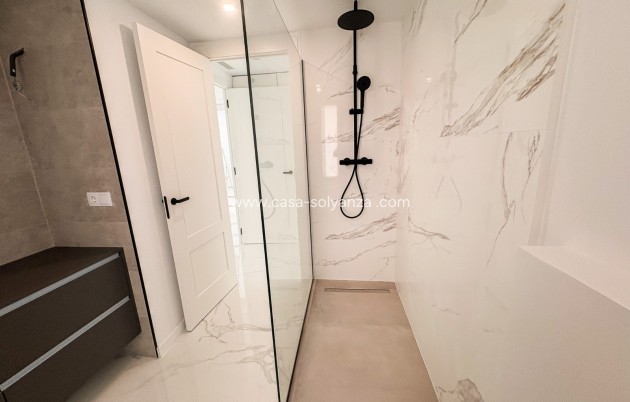 Revente - Villa - Detached - El Campello - Coveta Fuma