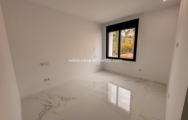 Revente - Villa - Detached - El Campello - Coveta Fuma