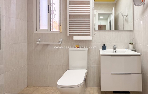 Herverkoop - House - Townhouse - Arenales del Sol