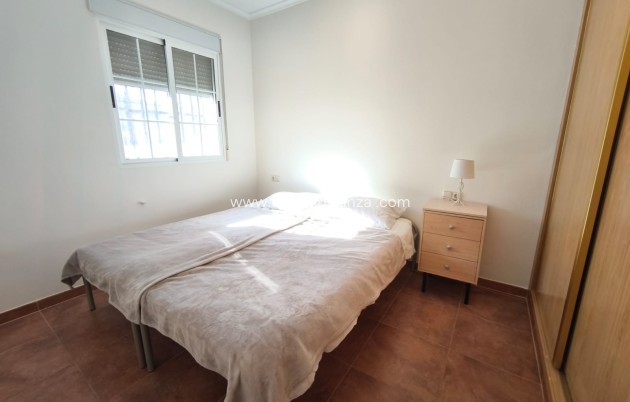 Herverkoop - Villa - Hondón de los Fráiles - Inland