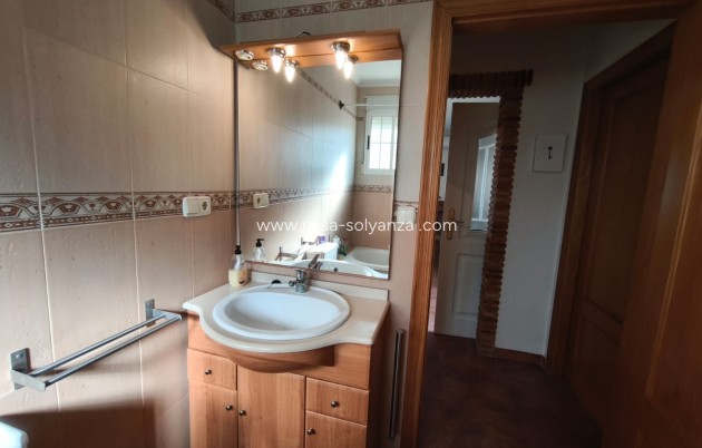 Herverkoop - Villa - Hondón de los Fráiles - Inland