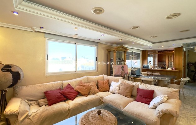 Reventa - Apartamento / piso - Torrevieja - Center