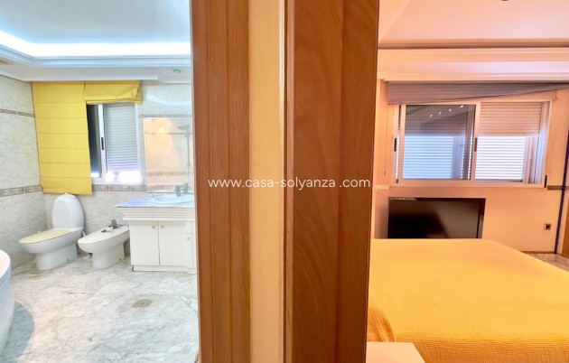 Reventa - Apartamento / piso - Torrevieja - Center