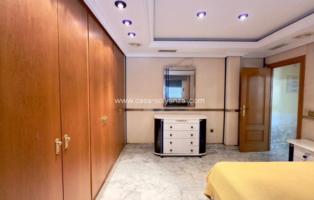 Reventa - Apartamento / piso - Torrevieja - Center