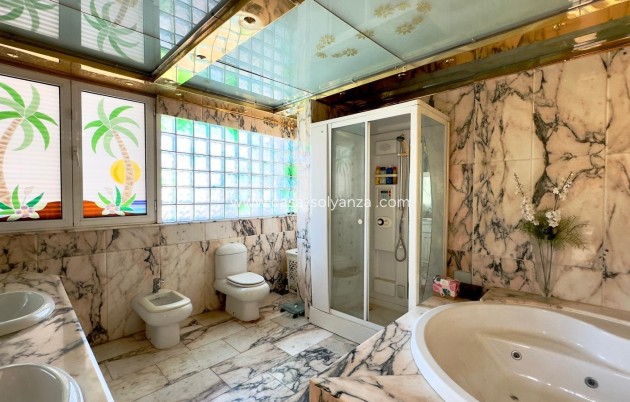 Reventa - Apartamento / piso - Torrevieja - Center