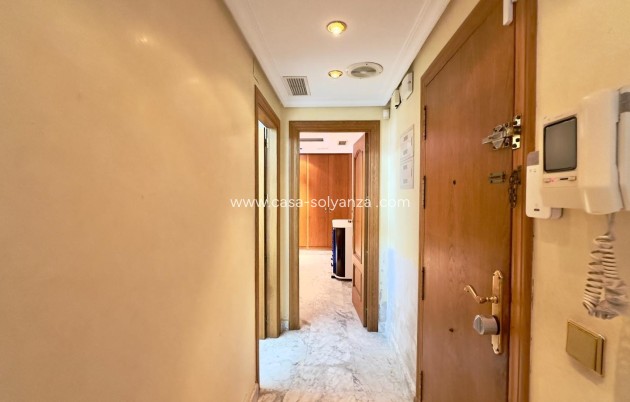 Reventa - Apartamento / piso - Torrevieja - Center